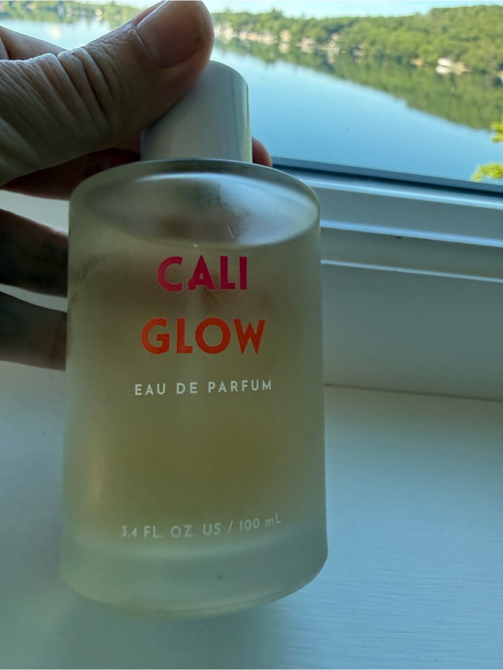 CALI GLOW Eau De Parfum 3.4 FL OZ *New* Warm, Citrus Scented Perfume Spray - Picture 3 of 4